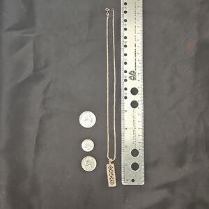 Stylish Gold Pendant Necklace